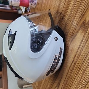 Harley Davidson Men's DOT helmet. Size XXL